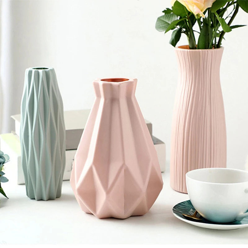 

Nordic Modern Plastic Flower Vase Shatterproof Vase Imitation Ceramic Flower Pot Origami Plastic Vase Room Hallway Wedding Decor