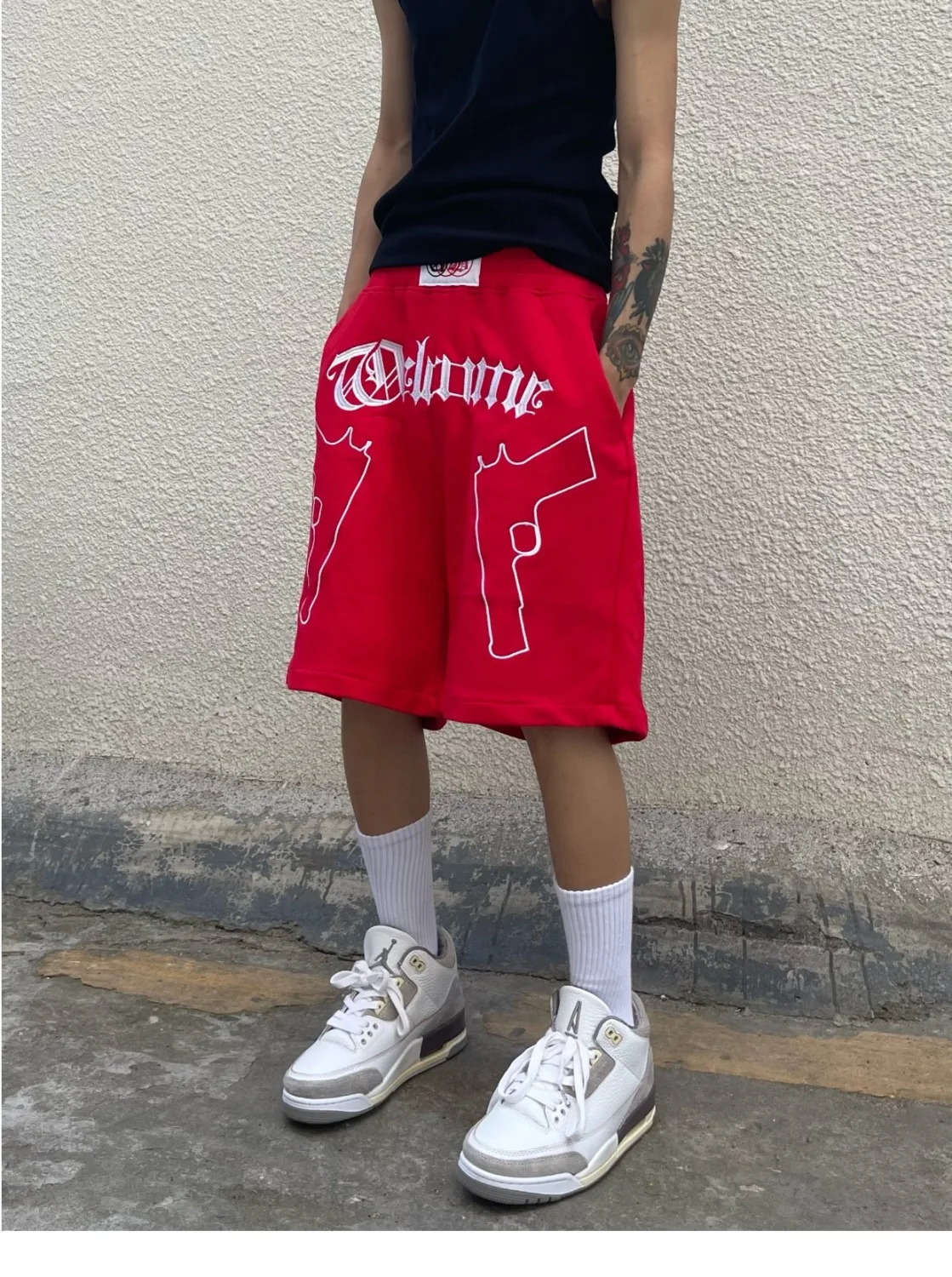 Summer Street American Embroidery Print Casual Sports Shorts Capris Couples Double Gun Design 2023 new gym shorts pants men