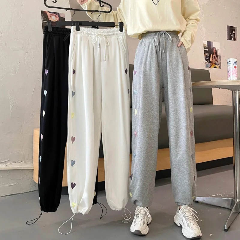 

[OSQ] High Quality Tik Tok Live Stream Ankle Banded Slacks 2022 Spring and Autumn New Loose Love Embroidered Harem Pants Sweatpa
