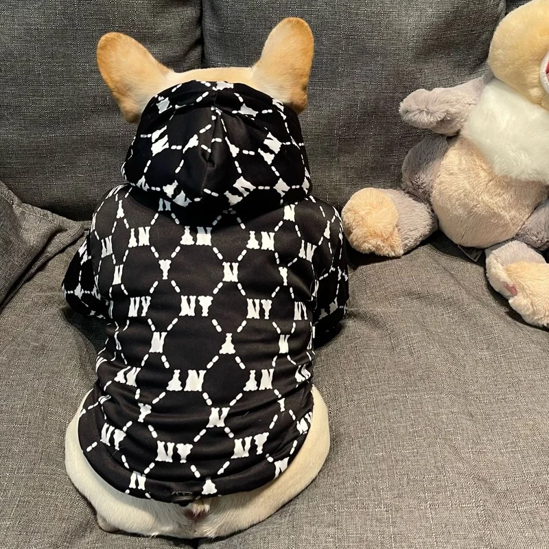 

Tide Brand Dog Clothes Autumn and Winter Pet Clothing Outdoor Warm Windproof Dog Coat French Bulldog Schnauzer Pet Clothes