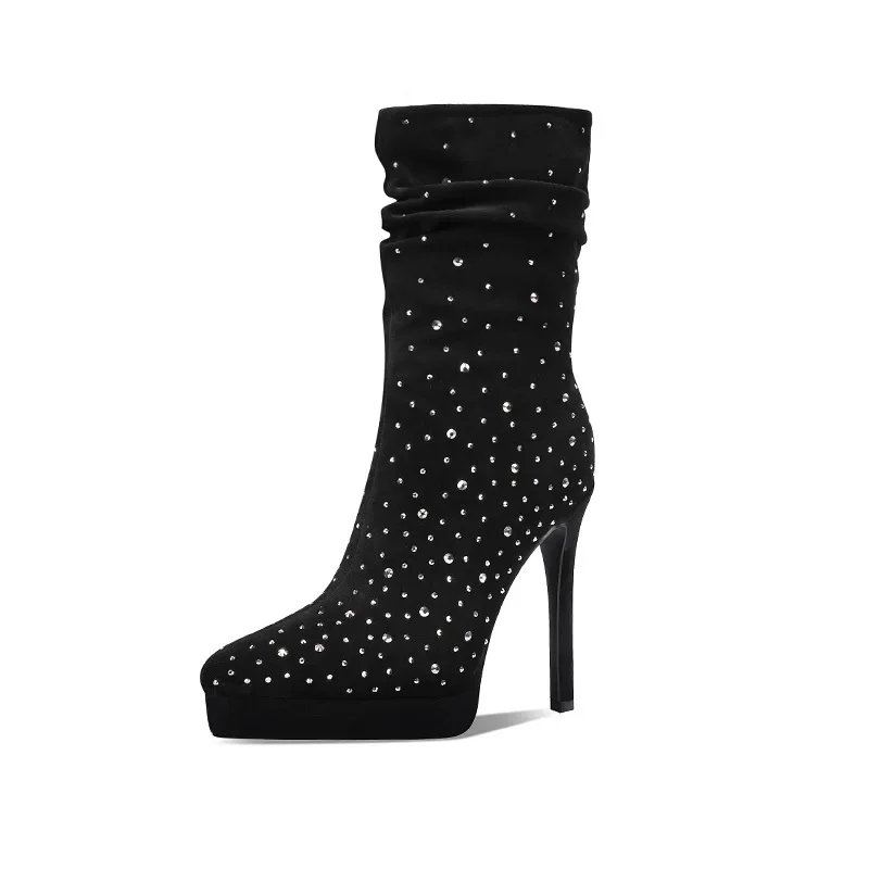 Сверкающие плиссированные ботинки до середины икры с острым носком и стразами