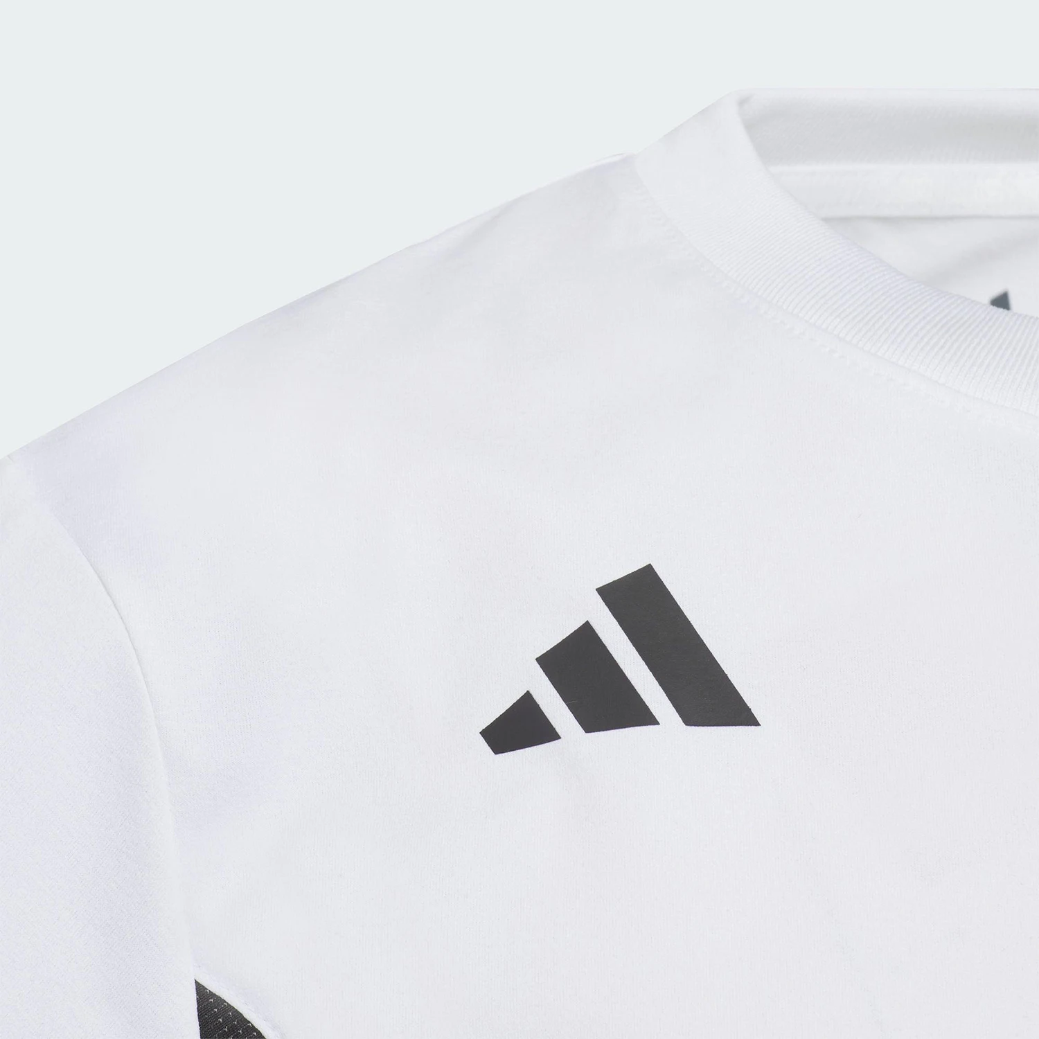 Фото Оригинальная детская дышащая повседневная рубашка Adidas JK SS TEE с круглым вырезом и короткими рукавами KC1540 №3