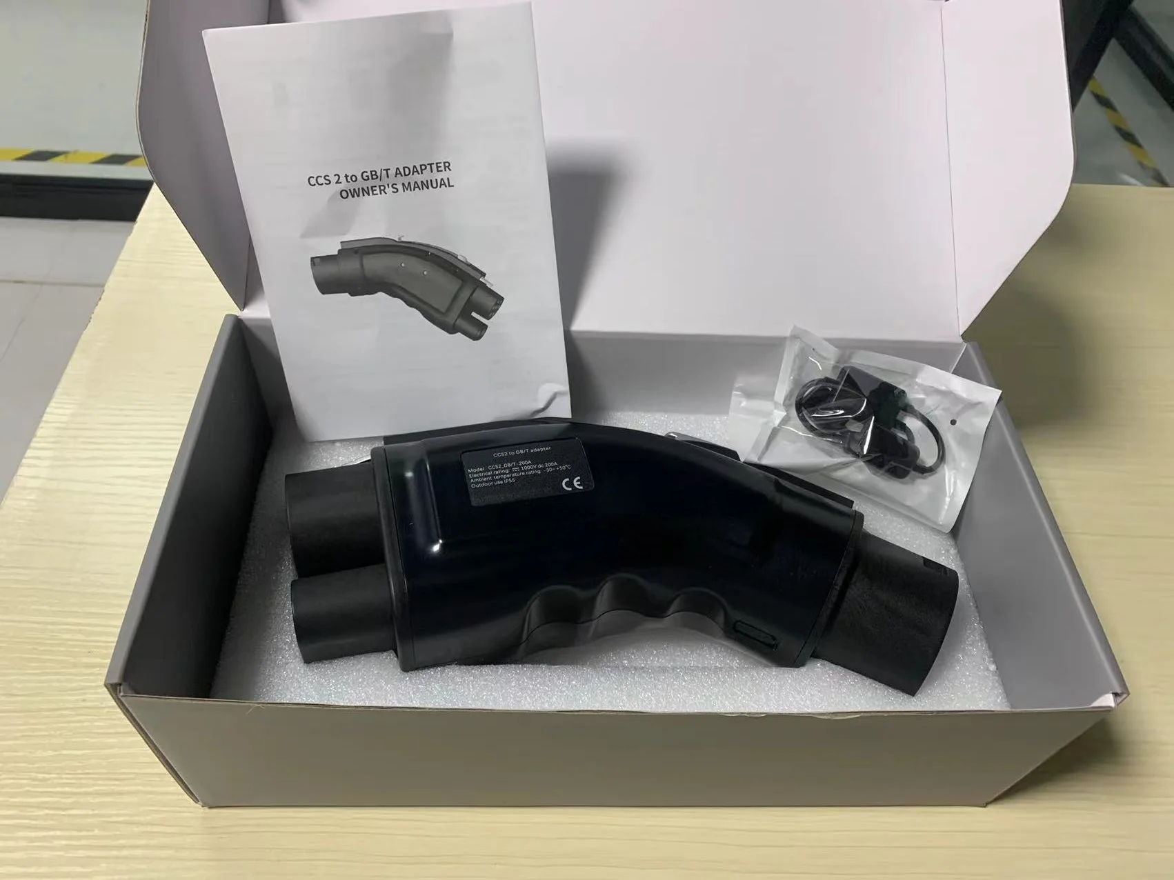 Портативное быстрое зарядное устройство постоянного тока для электромобилей