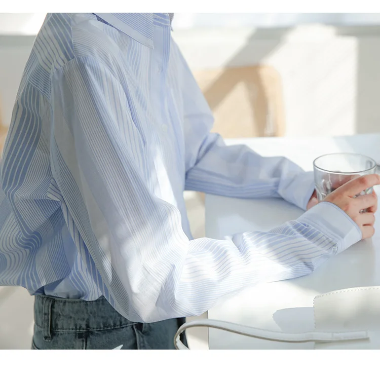 

2022 Summer Fashion Women Blouse Cotton Printed Striped Thin Soft Loose Lady Blouse Boyfriend Fashion Design