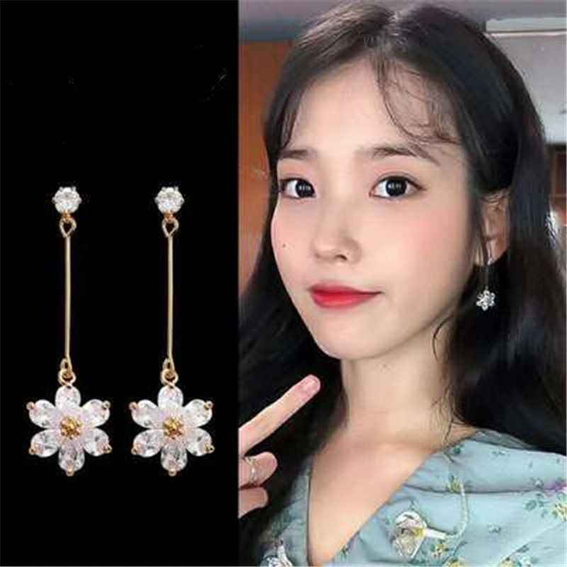 

Purple Yu-jeong Kim IU same flower Stud ear Korean dramas TV For Women Earrings pendientes brincos ornament gold round