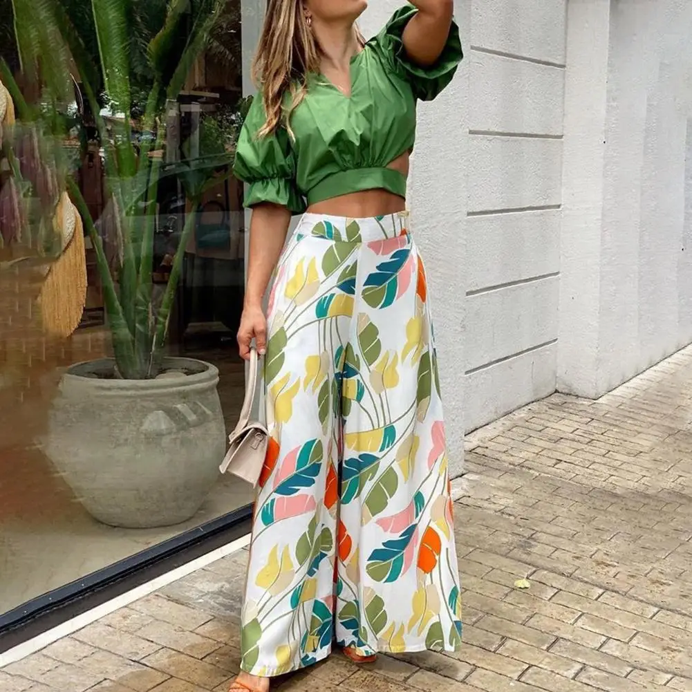 

Women Two-Piece Suit Sexy Short Sleeved Hollow Out Shirt Outfit V-neck Simple Colorful Leaf Print Top Pants Set Female Clothing