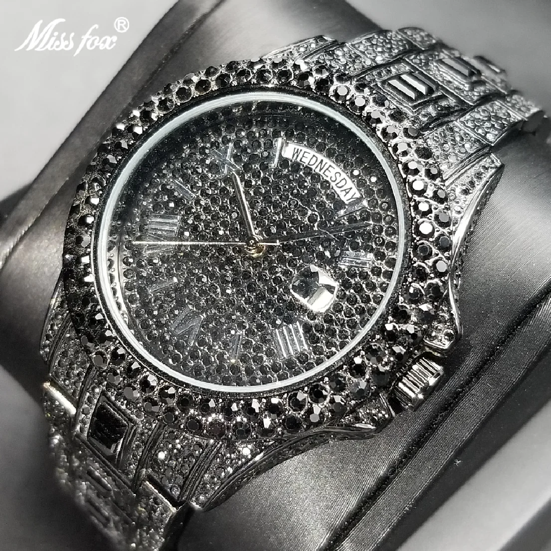

New Black Full Moissanite Mens Watches Hip Hop Bling Iced Out Quartz Watch Day Date Waterproof Stainless Steel Auto Date Clock