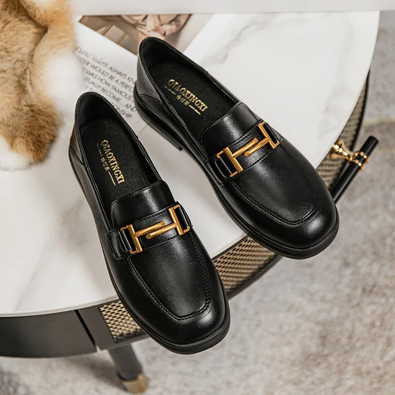 

Women Leather Shoes Loafers Microfiber Metal Button Solid Color Large Size Breathable Flat
