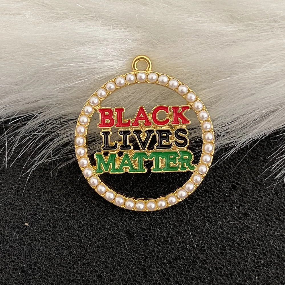 

10pcs exquisite Greek round letter sorority pendant