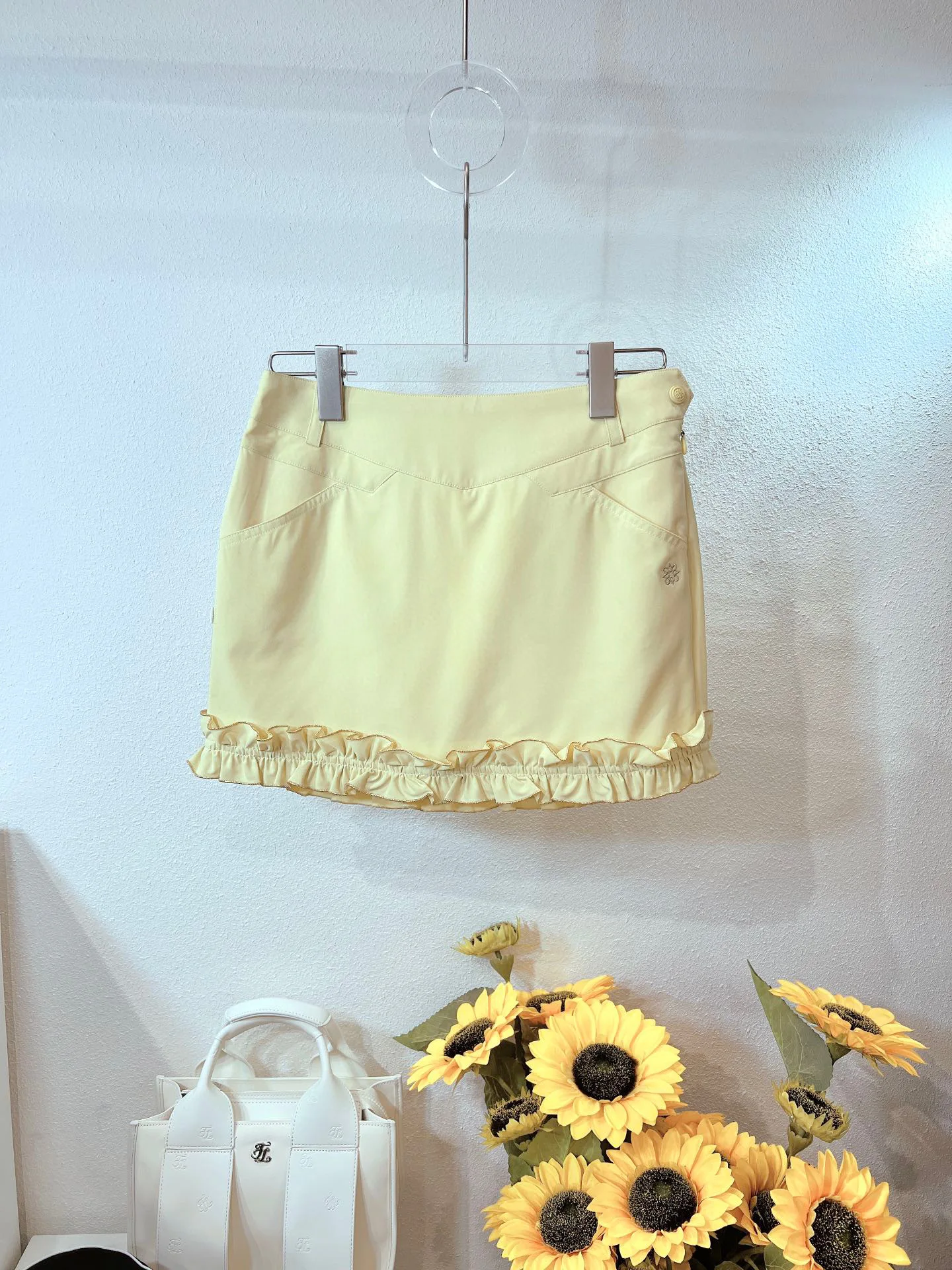 Summer new golf lady skirt golf bag buttock design gold thread lace design outdoor fashion sports leisure women