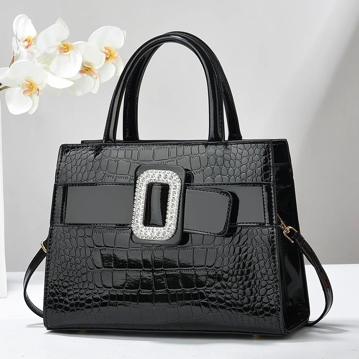 Сумка женская с алмазной вставкой роскошный саквояж-мессенджер из твердой кожи