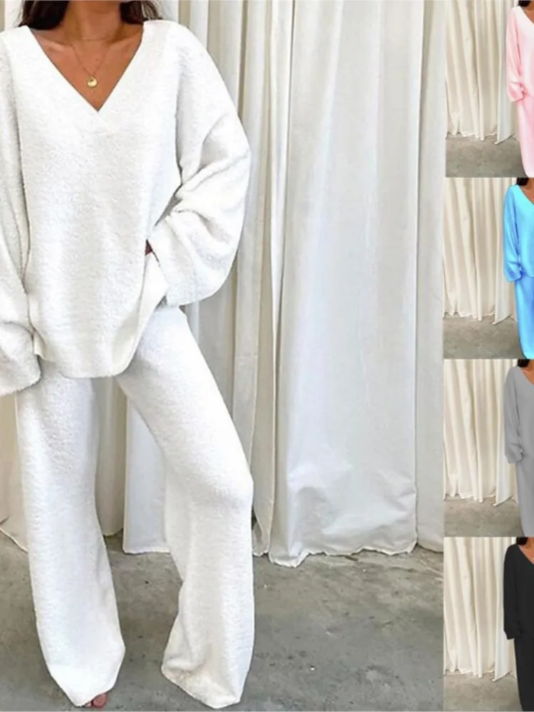 Женский однотонный теплый костюм