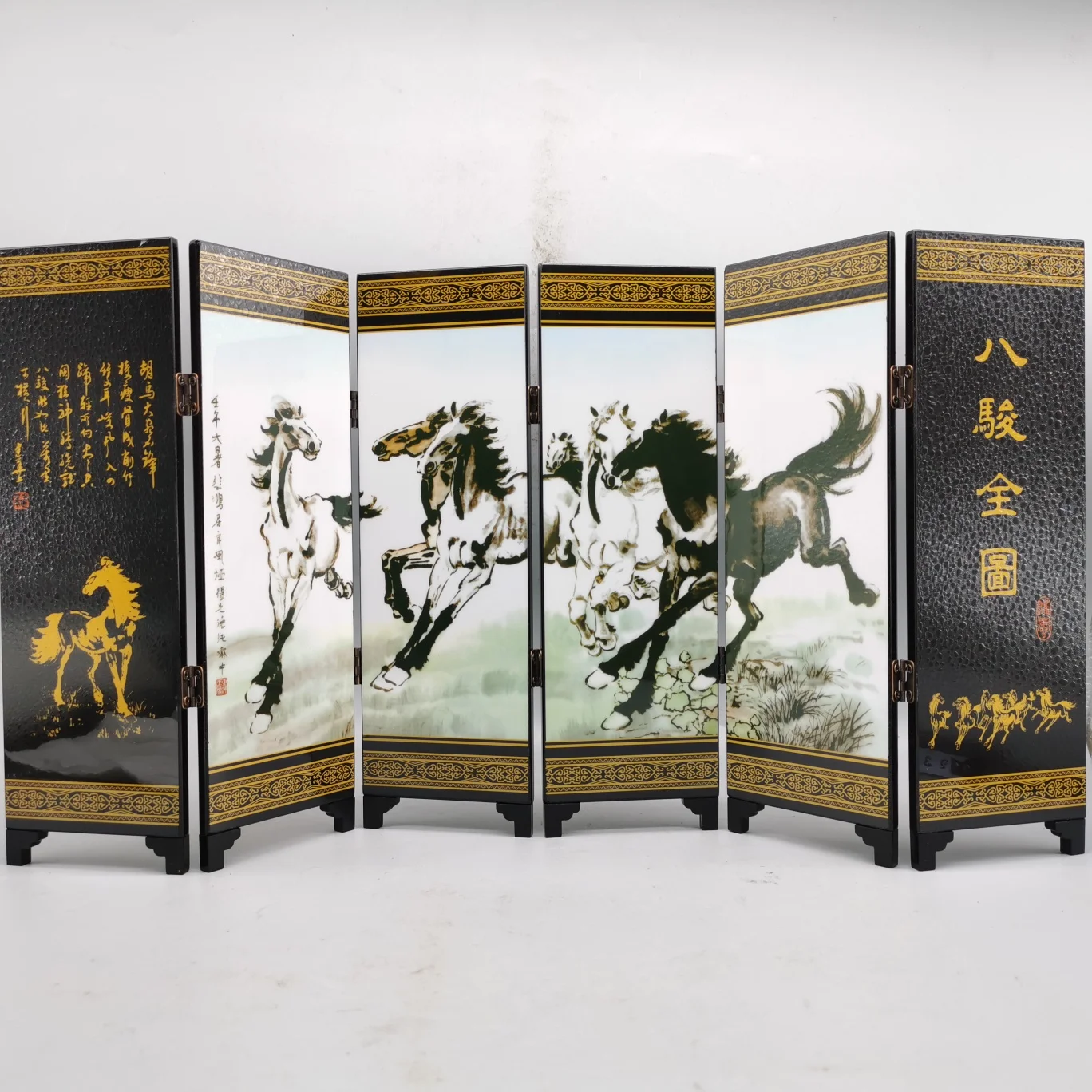 

China Collect Exquisite Wooden Lacquerware Painting Lucky“Horse”Small Folding Screens Handicraft Home Decoration