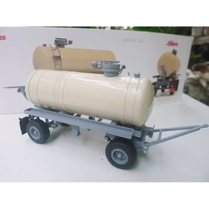 Фото Модель-копия SCHUCO Diecast 1:32 HW 80 HTS: Автоцистерна для воды, сельскохозяйственная техника из сплава, коллекционная модель для взрослых, украшение, подарок, для демонстрации №2
