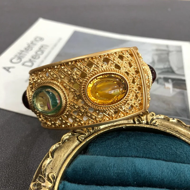 Европейский и американский ретро-дворцовый позолоченный стеклянный браслет с