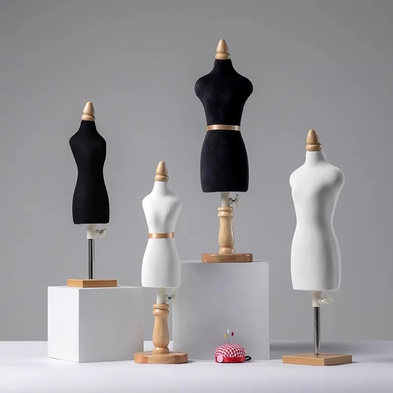 Фото Миниатюрная трехмерная модель для раскроя одежды для кукол BJD 1/3 и 1/2 Fengbang №1