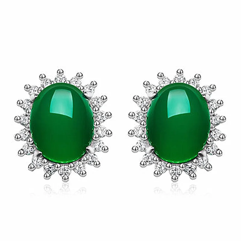 

Chinese Natural Green Chalcedony Hand-carved Water Drop Earrings Fashion Boutique Jewelry Men and Women Earrings Popular Gifts