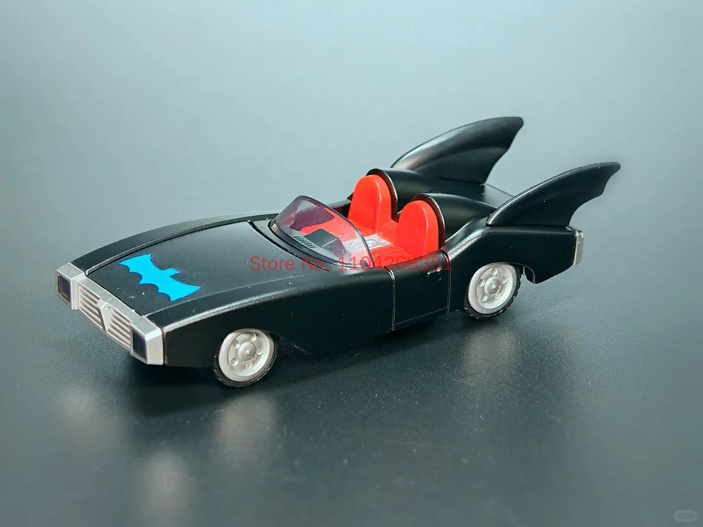 Фото Новая коллекционная модель автомобиля Бэтмобиль Gothan Shadows Blokees The Dark Knight E02 Wheels 1:64 (слепая коробка), Бэтмен, сборная модель, игрушки, подарки №5