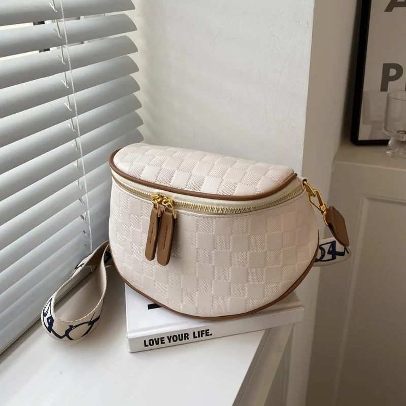 

Клетчатая сумка-седло в шахматную клетку, новинка 2023, женская сумка в шахматную клетку, повседневная сумка через плечо с широким ремнем на одно плечо