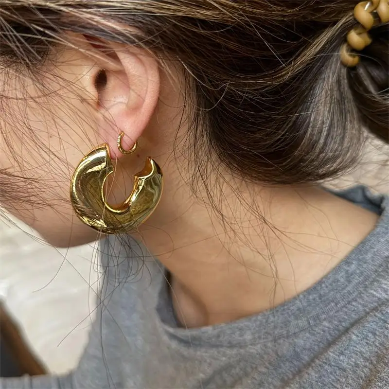 European and American Retro Exaggerated Temperament Cold Sle Brass Gold Plated Personali Sexy Design Metal Large Ea...