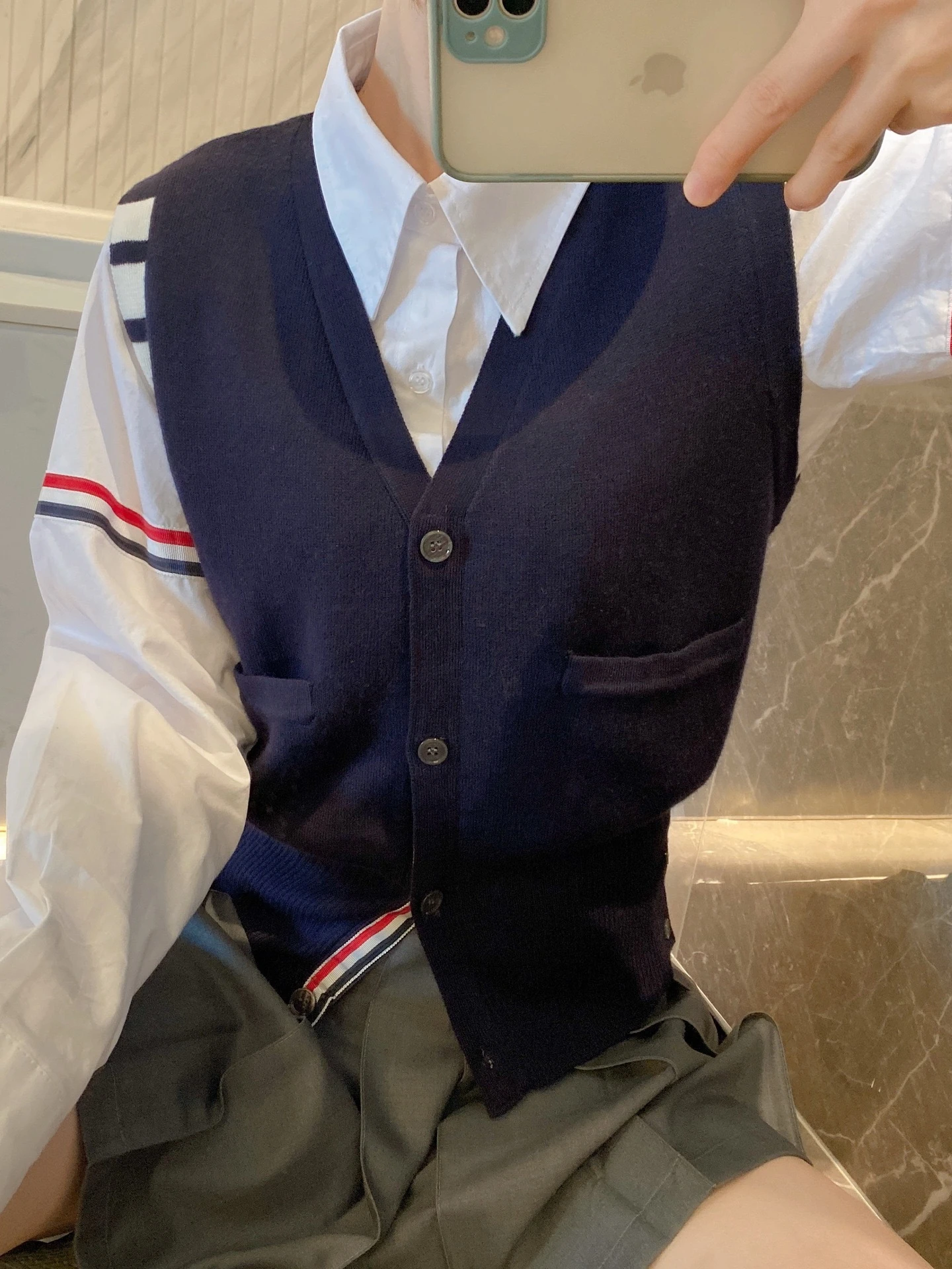 Новый жилет с вышивкой для щенков флисовый вязаный четырьмя полосками кардиган