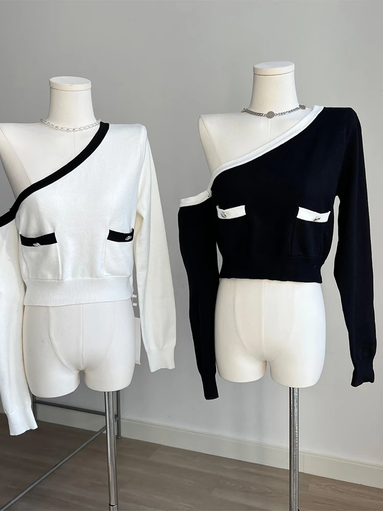 

2022 Autumn Winter Women Contrast Color Design Knit Pullover Skew Collar Off Shoulder Knitwear Female Soft Cozy Sweater Vintage