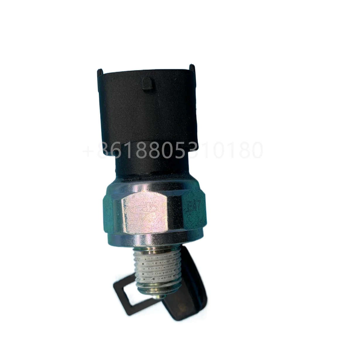 Датчик давления масла подходит для двигателей Yuchai J3D00-38231G0