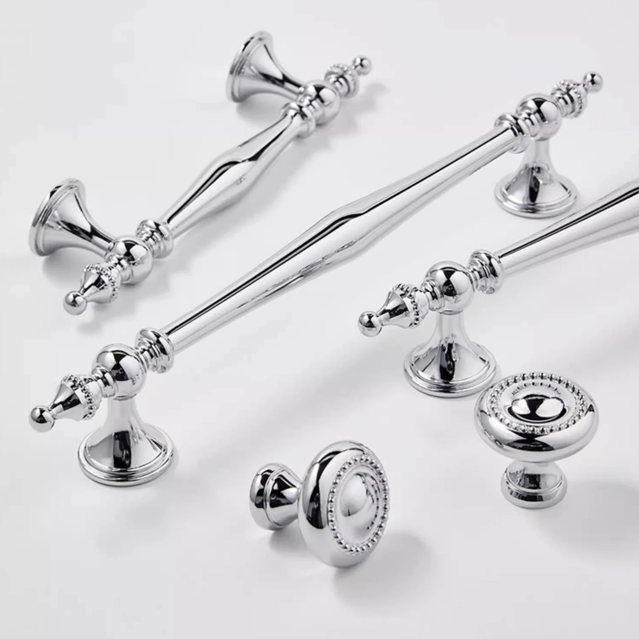 Рукоятки и ручки для мебели в скандинавском стиле яркий хромированный ящик