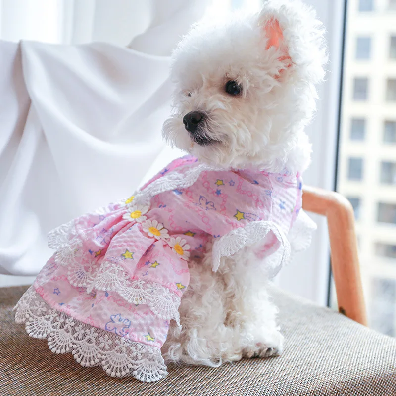 

2022 Summer Dog Cat Clothes Floral Dog Dress Cute Princess Lace Skirt Fashion Puppy Wedding Dresses Small Medium Dogs Clothing
