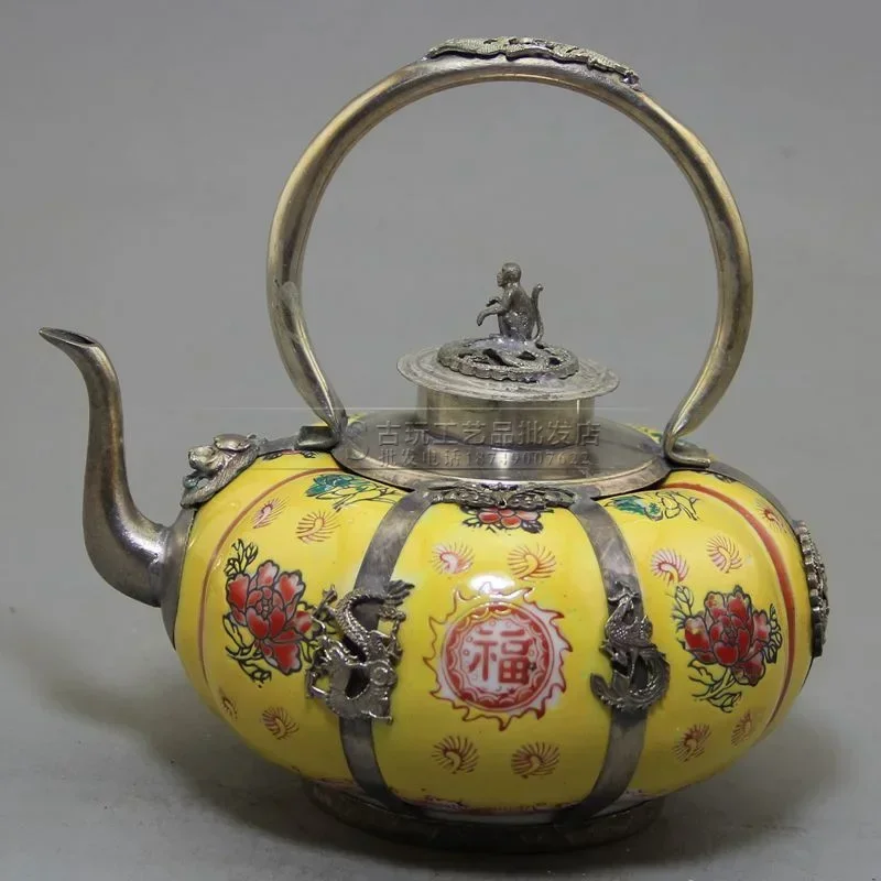 

Китайский фарфор Чайник ручной работы