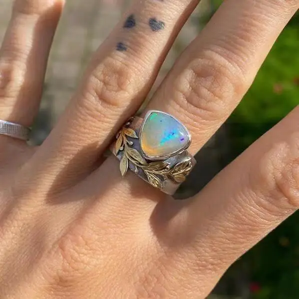 

Vintage Handmade Painting Gold Rings for Men Women Metal Silver Color Carved Inlaid with White Zircon Punk Motor Biker Ring
