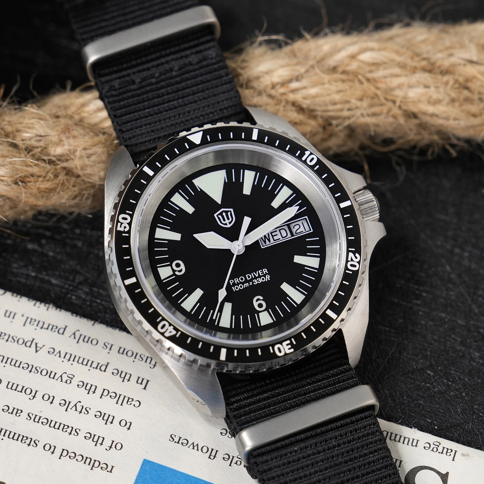 Фото Watchdives WD1980 V3 Часы VH31 Sweep Seconds Механизм Сапфировое Стекло BGW9 Светящиеся 10 Бар Водонепроницаемые 39 мм Военные Часы №3