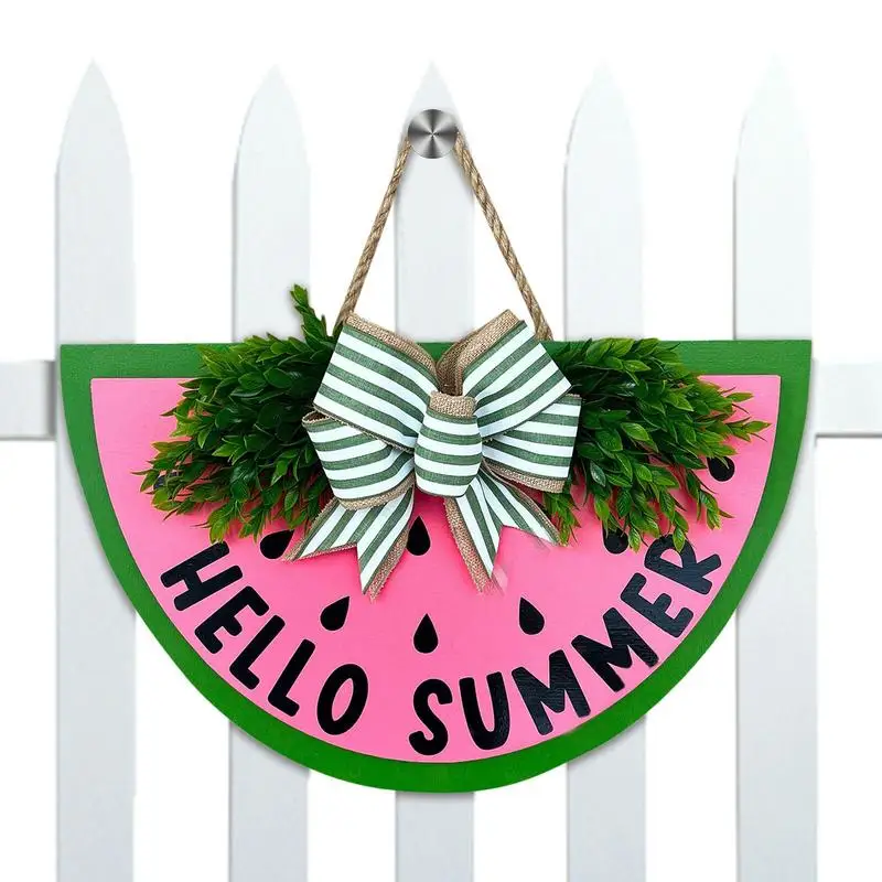 

Летняя дверная вывеска в виде арбуза, 30 см, декор в форме арбуза, деревянная дверная вывеска для дома с ветвями и бантом из мешковины для крыл...