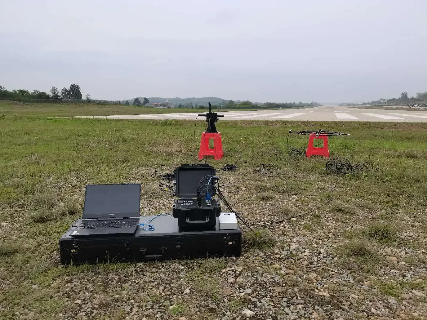 Магнитометры градиенты и магнитные датчики для Earth Science Geophysics других применений