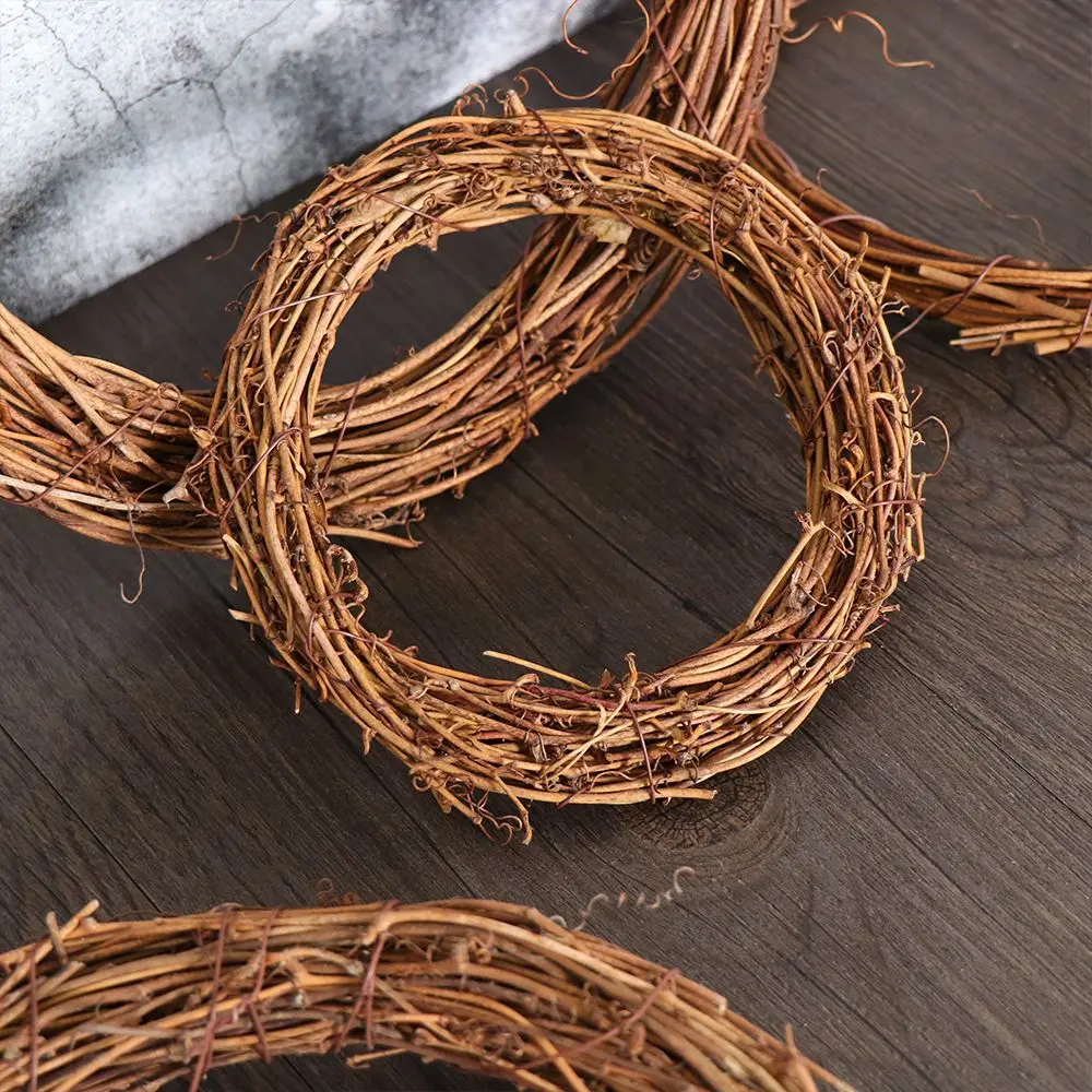 Window Door Hanging Xmas Party Decorations Wedding Wreaths Wreath Wicker Sepak Takraw Rattan Garland Round/Heart Shape |
