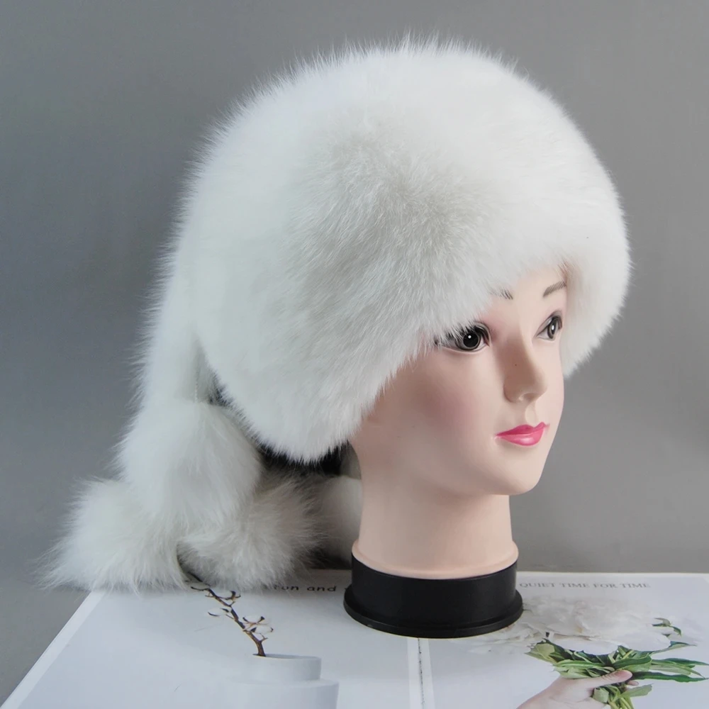 Зимняя теплая женская шапка из русского меха енота лисьего купольная