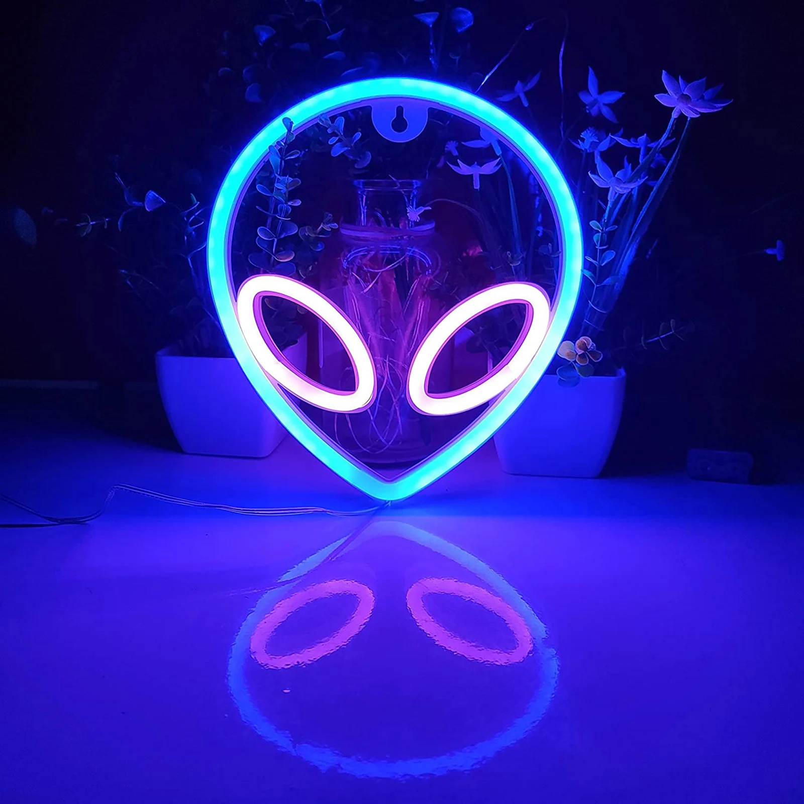 

Neon Signs Alien Face Shaped LED Neon Light for Party Supplies Children Room Decoration Accessory Table Decoration