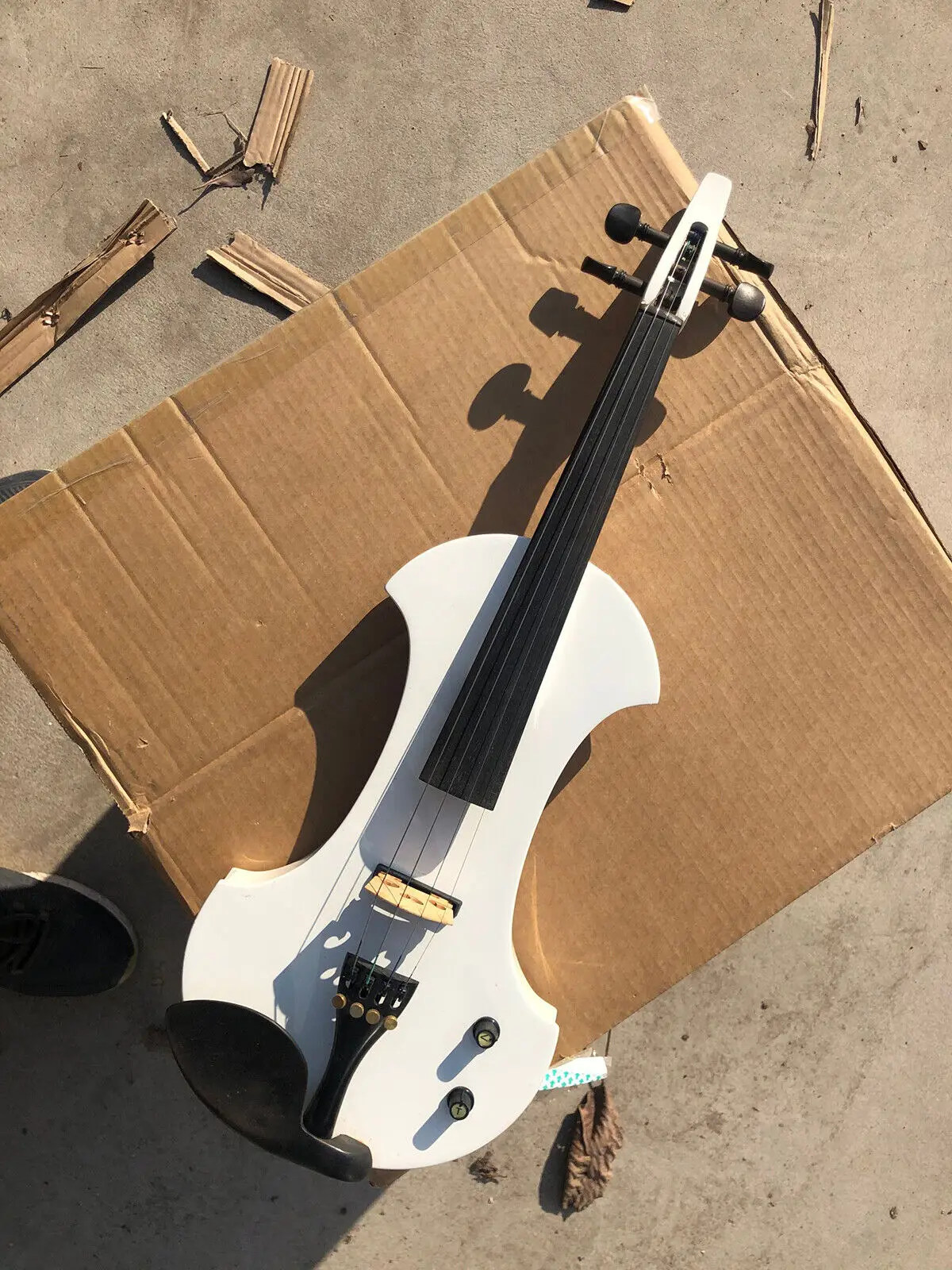 

Advanced New 4String White Electric Violin 4/4 Nice Tone Free Case Bow #EV19