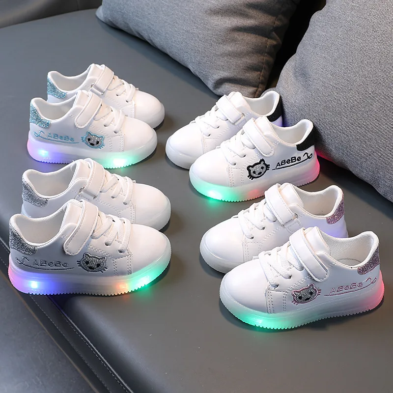 Cartoon Cute Fashion Children Casual Shoes LED Lighted 5 Stars Excellent Kids Girls Sneakers Classic Infant Tennis Toddlers