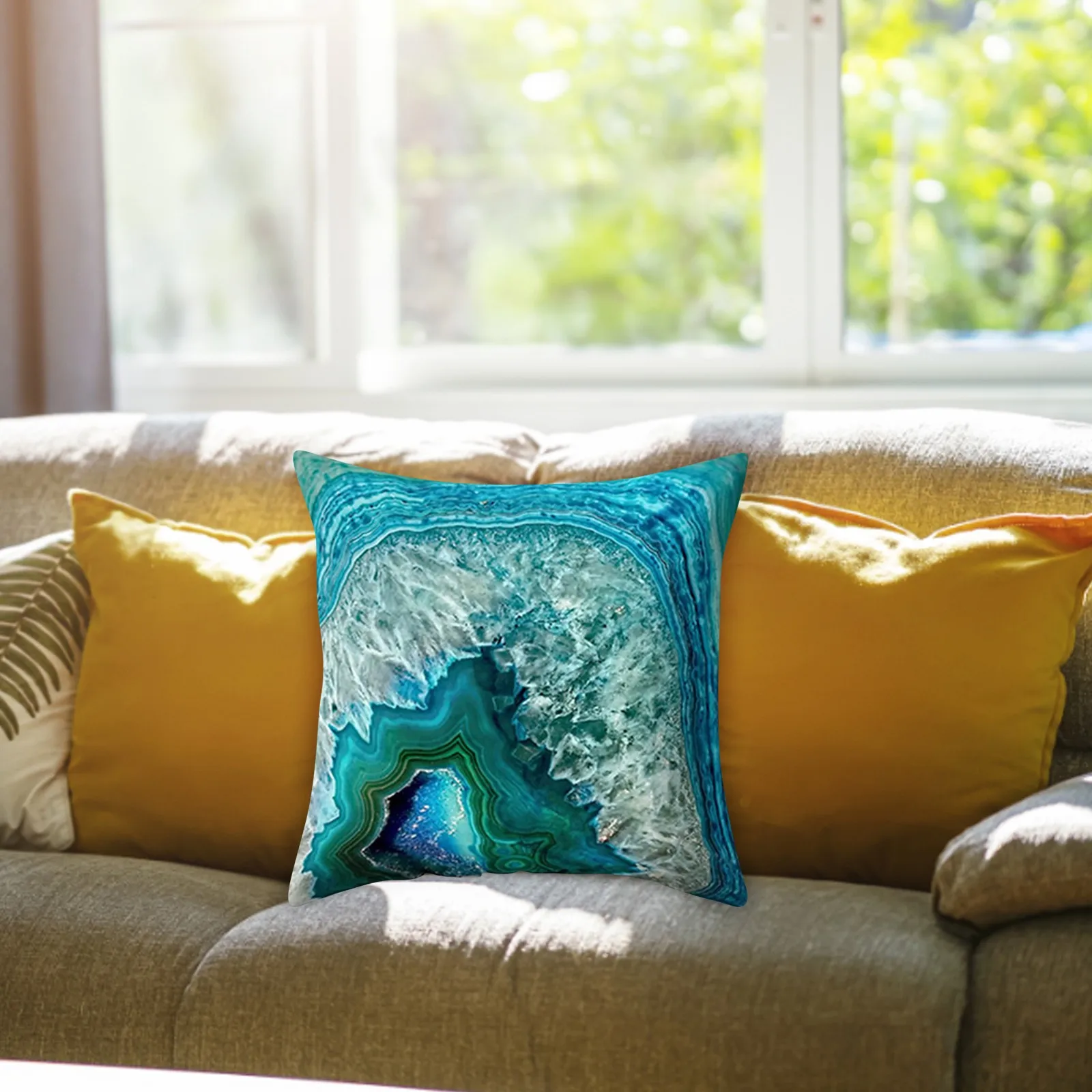 

Оригинальный чехол для дивана с геометрическим рисунком