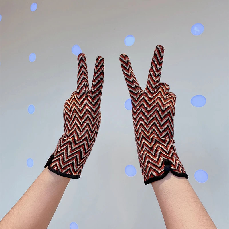 Плюшевые перчатки корейский стиль для женщин теплые и милые утепленные в стиле