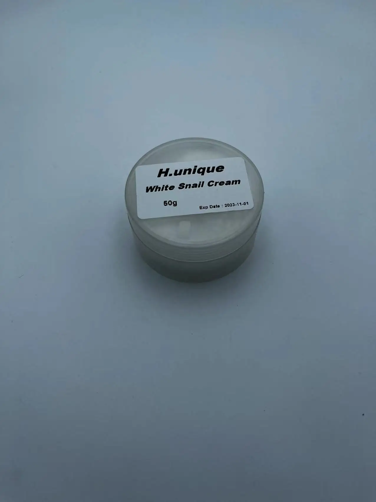 

Snail cream moisturizes smoothes fine lines brightens skin tone and tightens skin