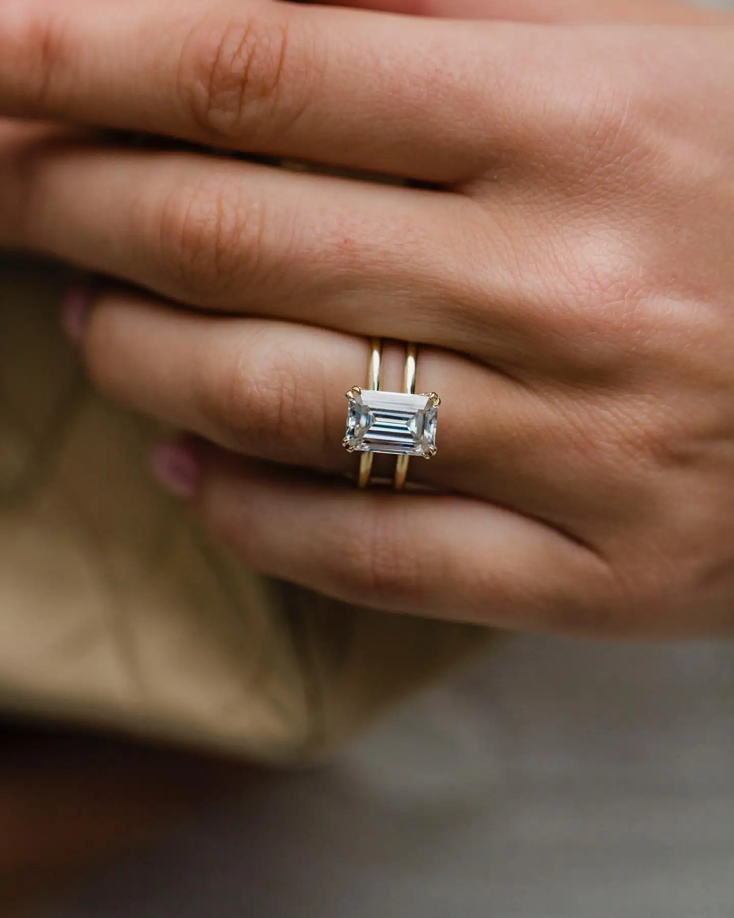 JOVOVASMILE 14k Gold Moissanite Diamond Ring 3.5ct 10.25x7mm Elongated Emerald Cut White Moissanite Double Claw Prong Upgrade