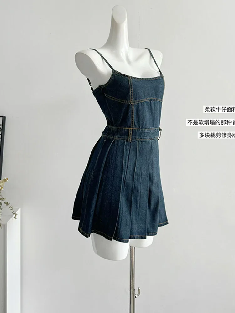 Винтажное синее платье в американском стиле без рукавов на бретелях-спагетти