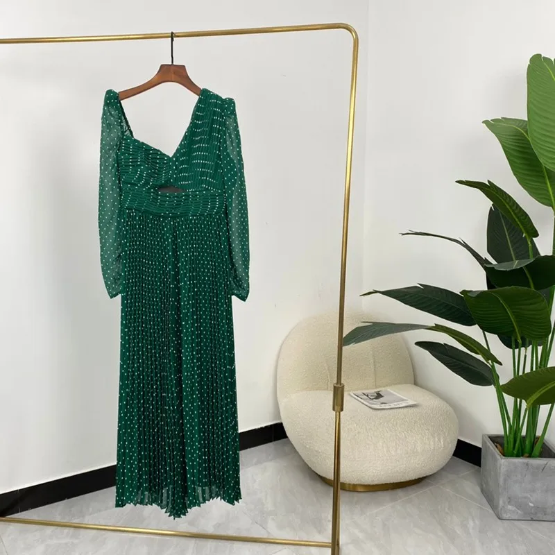 

2022 Spring Womens Top Quality Sexy Polka Dot Green Asymmetrical Collar Puff Sleeve Pleat Midi Dresses