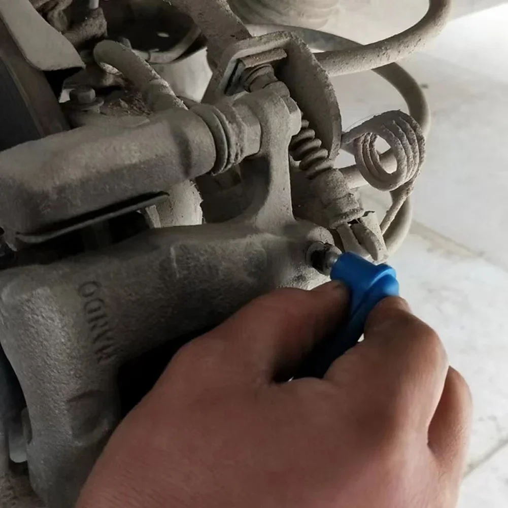 Инструмент Для Замены Тормозной Жидкости Автомобиля - Разъем Автомобильной