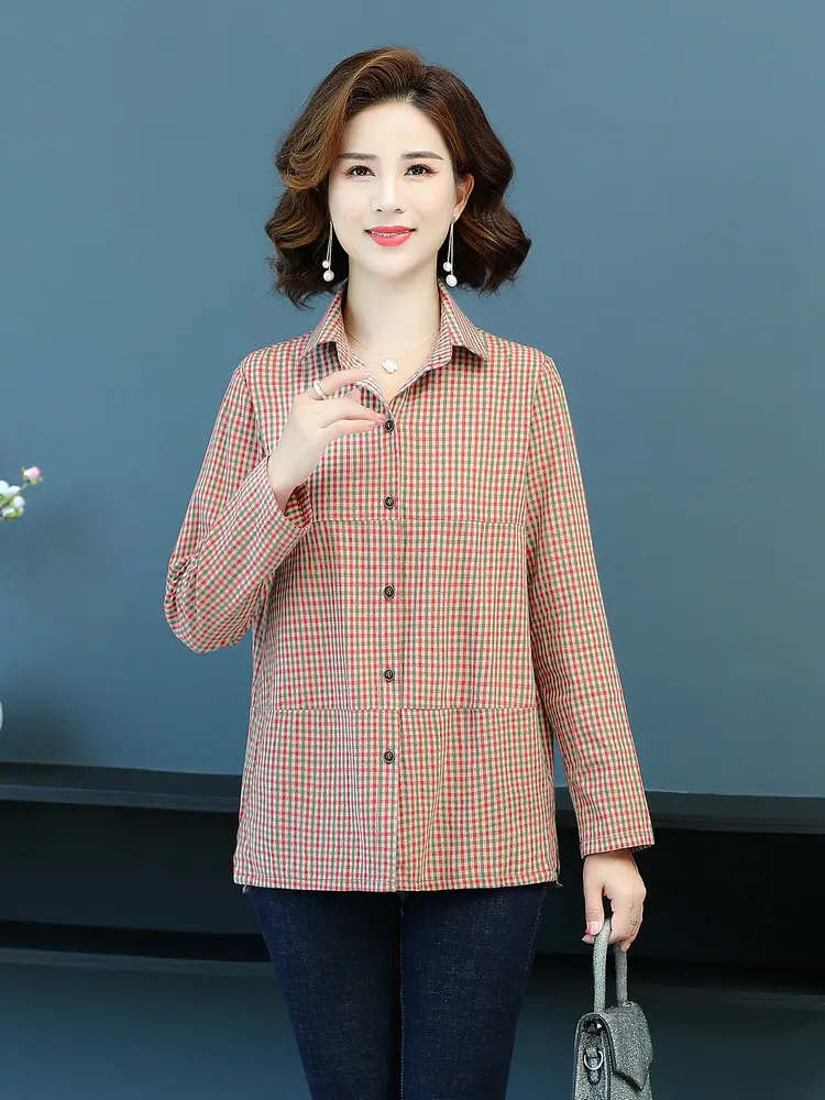 Женская хлопковая рубашка в красно-зеленую клетку с отложным воротником