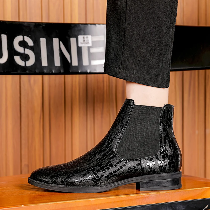 

British Style Men Chelsea Boots 2022 Fashion High Top Motorcycle Boots Luxury Designer Ankle Boots Male Footwear Luxury Men Boot