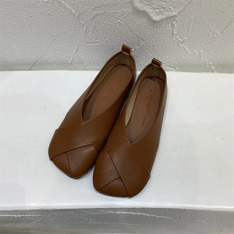 Korean Style Versatile Black Flat Shoes Women Spring Autumn New Slip-on Women Shoes High Quality Luxury Shoes Zapatos De Mujer