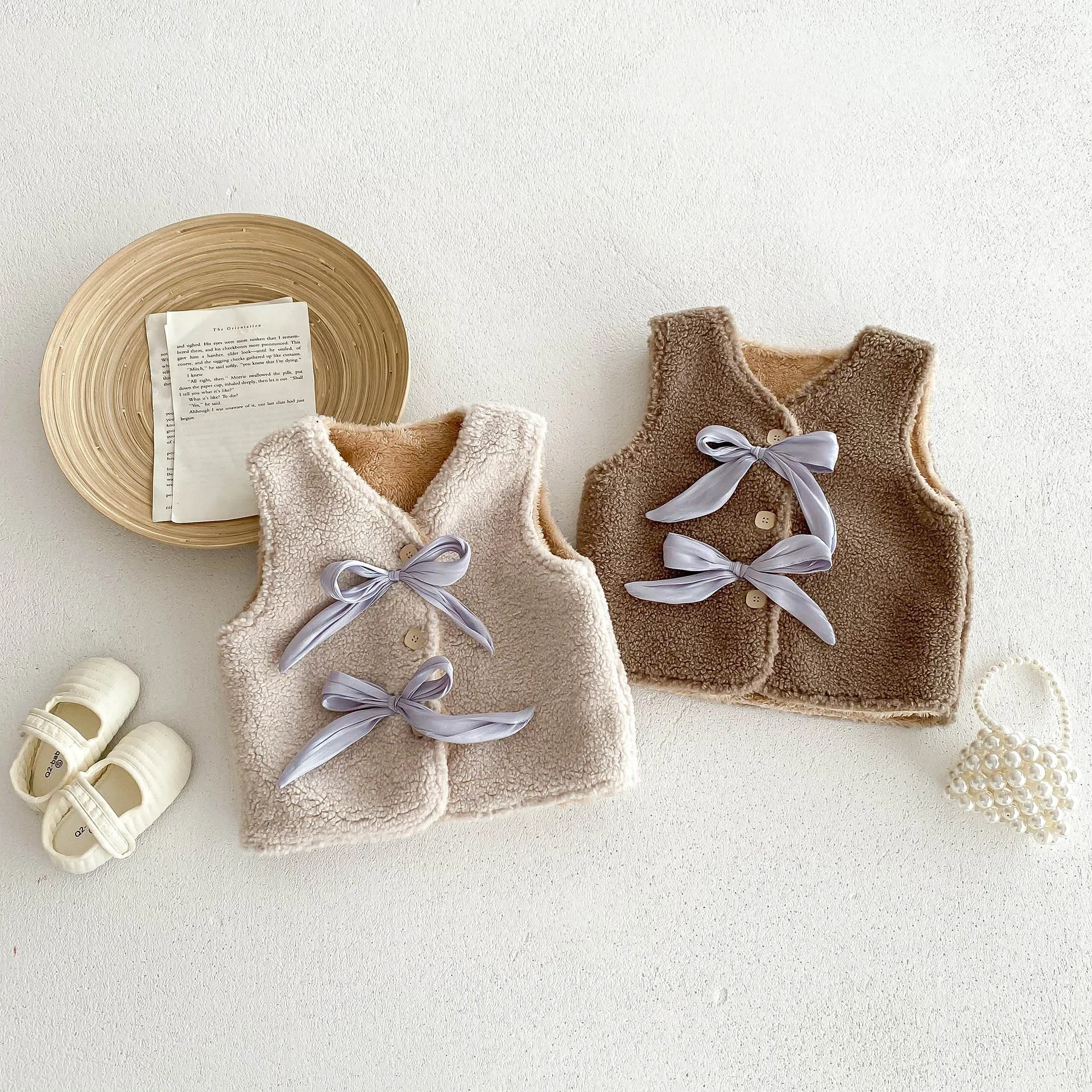

Baby Clothing Girls Vest 2023 Autumn Winter Newborn Sweet Lamb Wool Fleece Coat for Baby Girls Casual Simple Sweet Coat